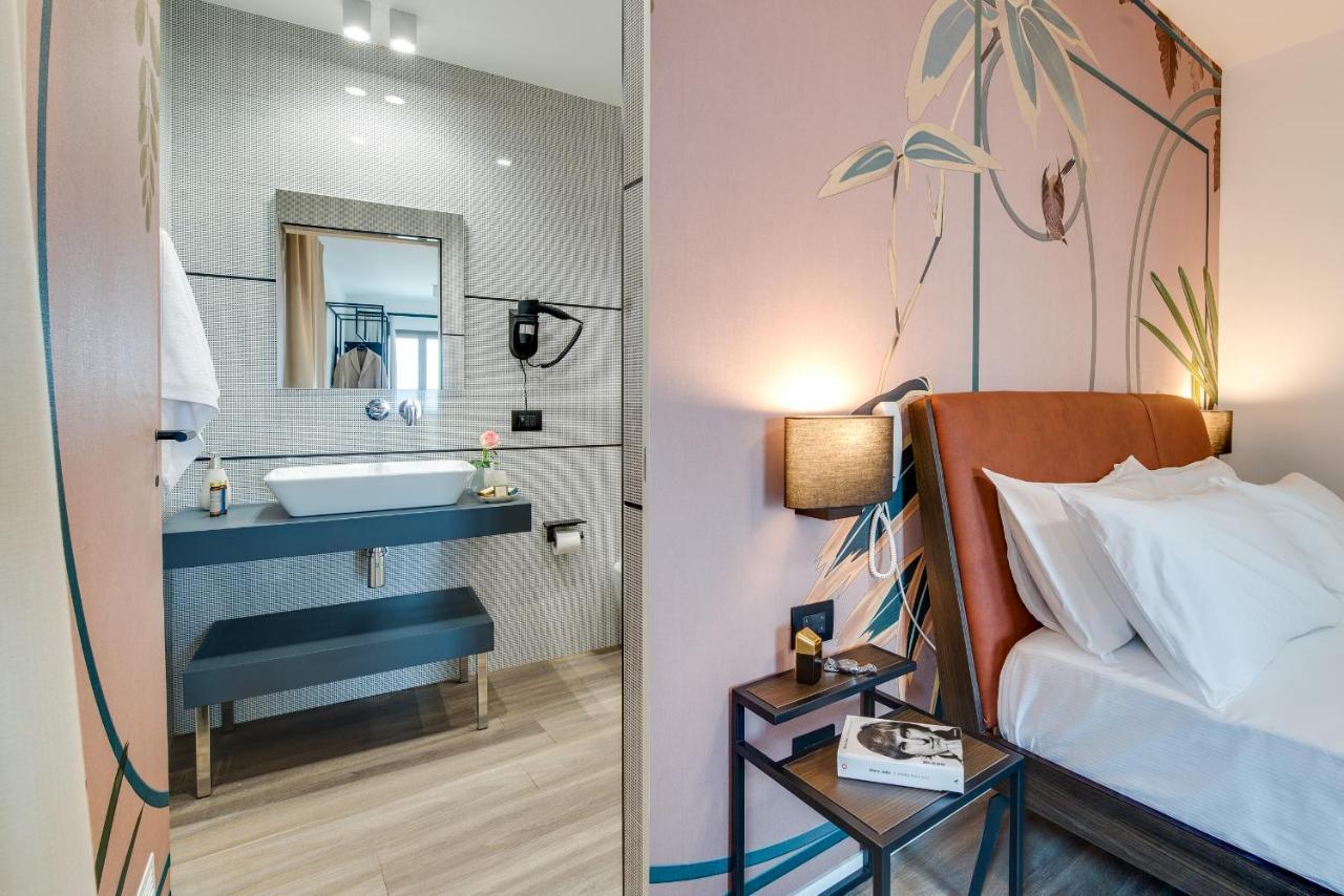 Roccaregina Hotel
