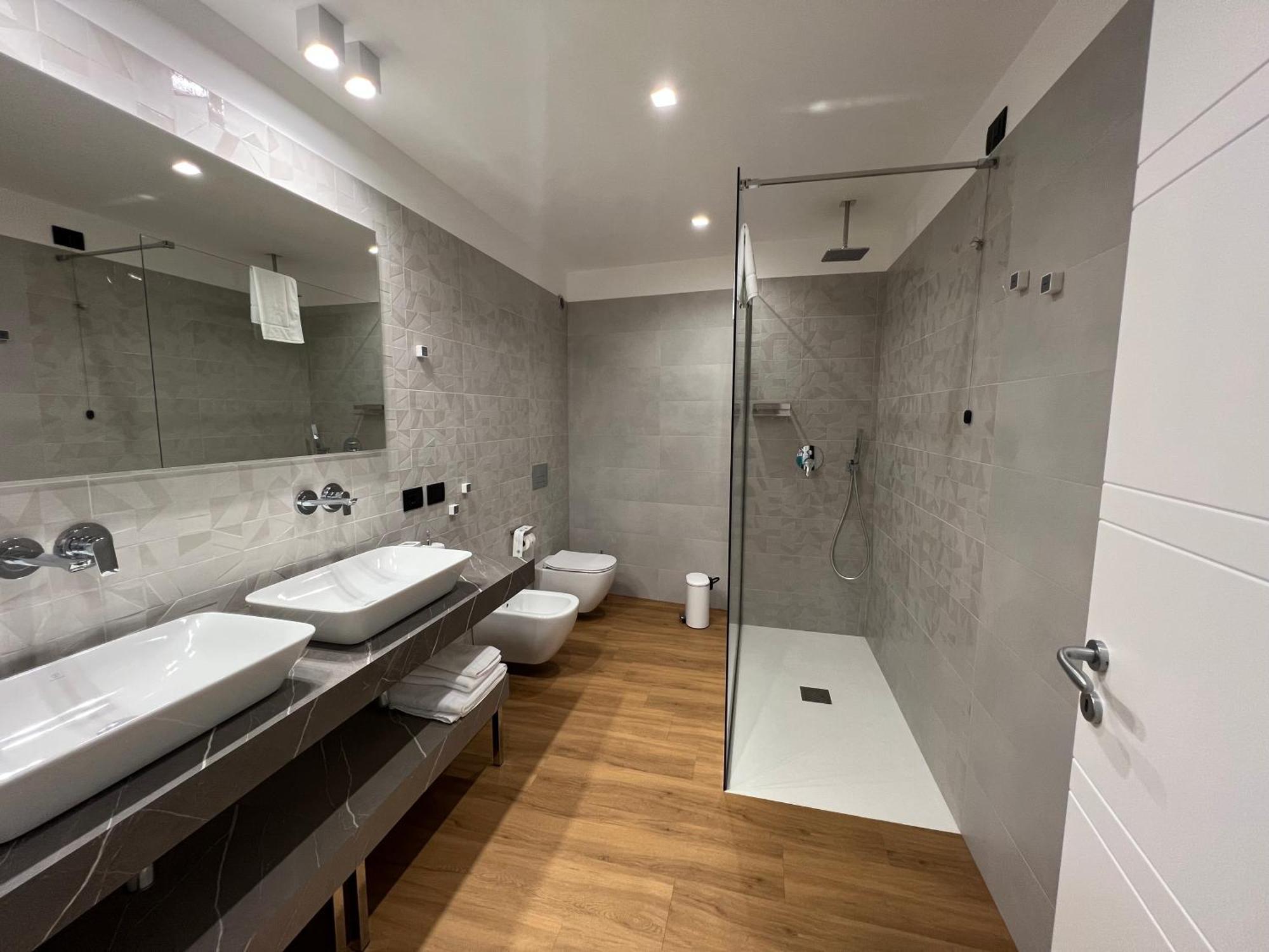 Roccaregina Hotel 3*